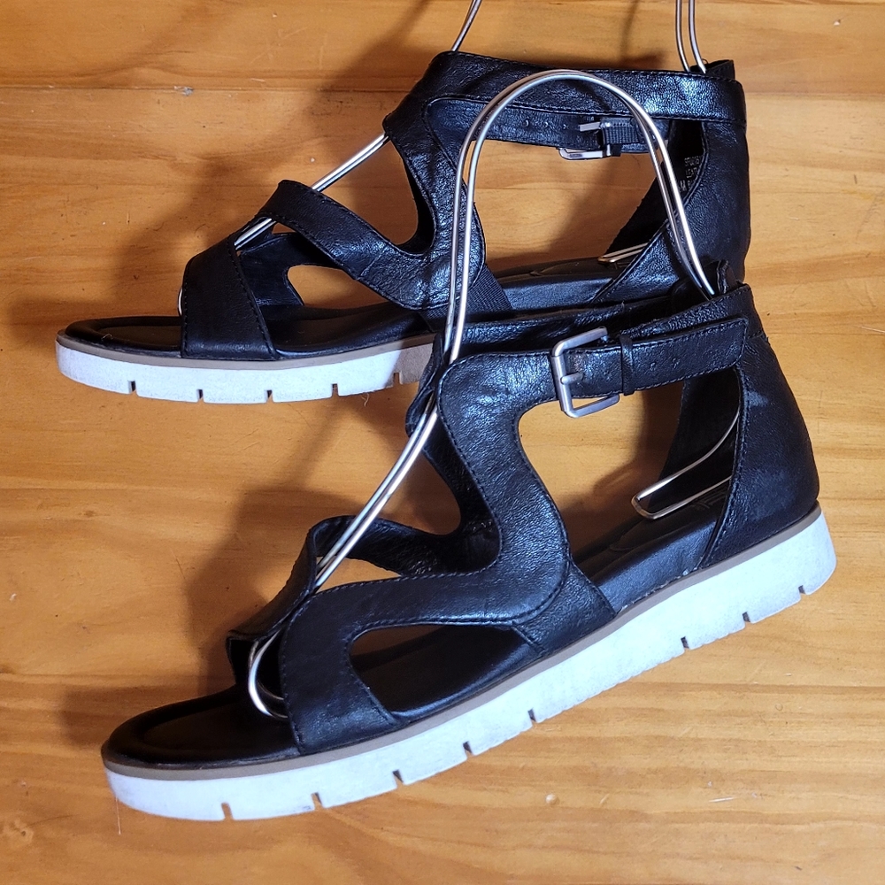 Super Cute Söfft Cushioned Sandals
